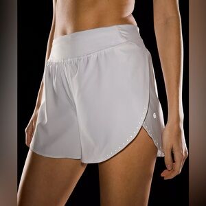 Fast and Free Reflective High-Rise Classic-Fit Short 3"